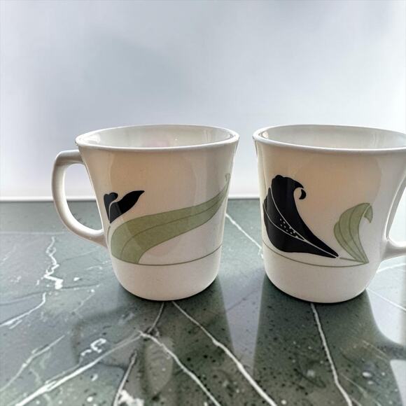 Vintage Corning Lyrics Pattern Mugs Set of 2 Black Tulip Green Leaf Stoneware